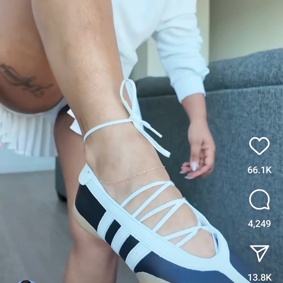 Meet your Posher, Natasha - Picture 1 of 1